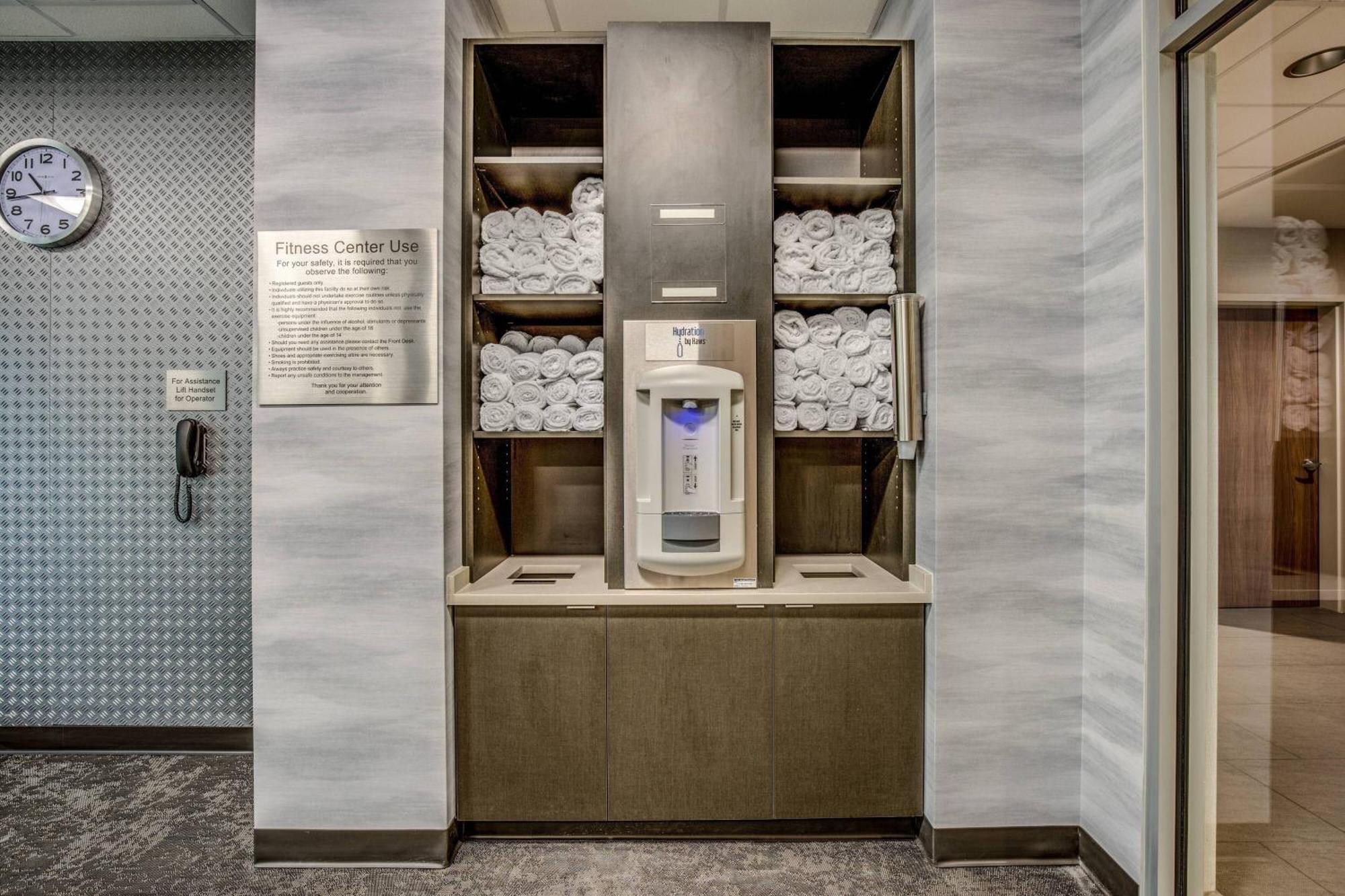 Fairfield Inn & Suites Whitewater Bagian luar foto