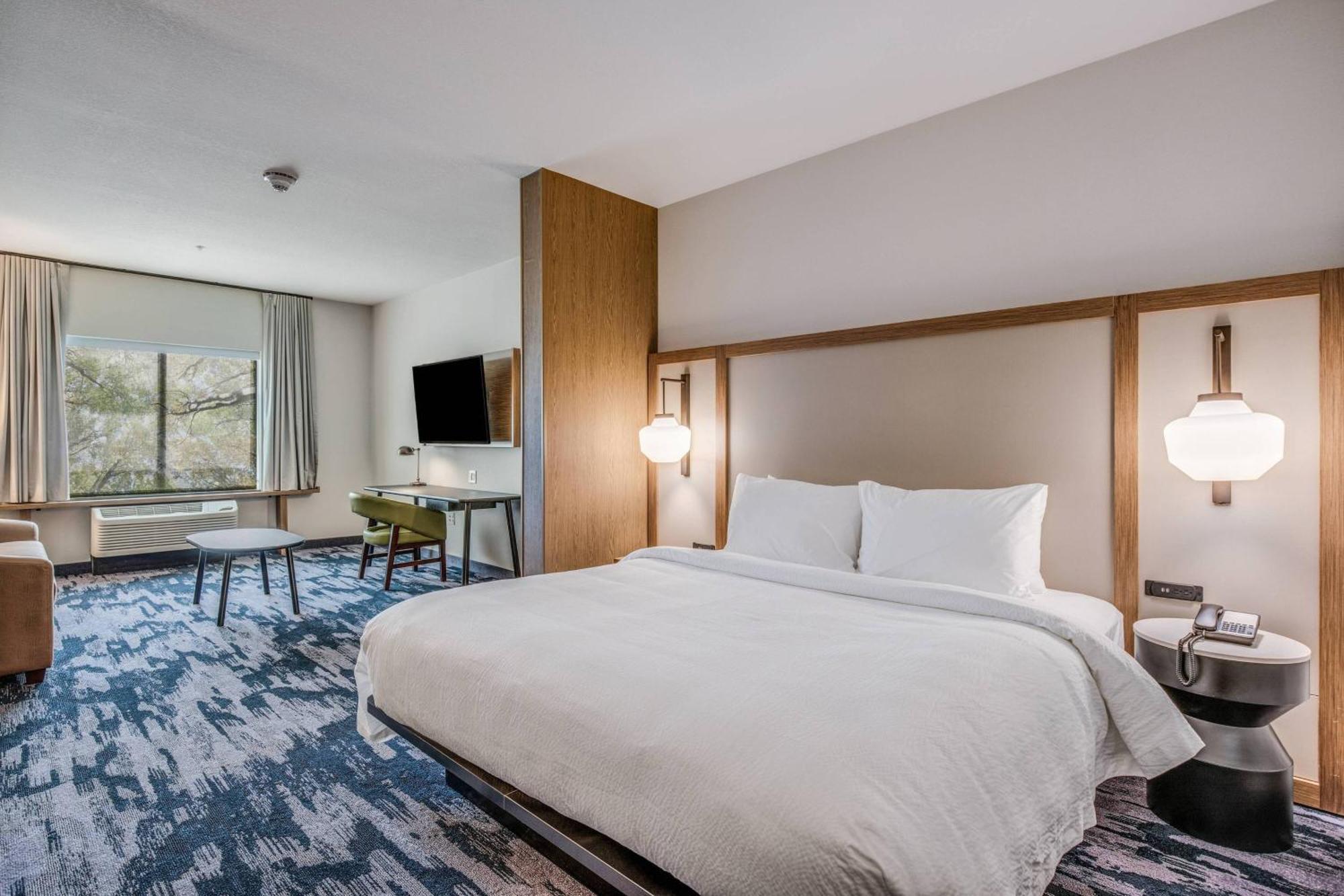 Fairfield Inn & Suites Whitewater Bagian luar foto