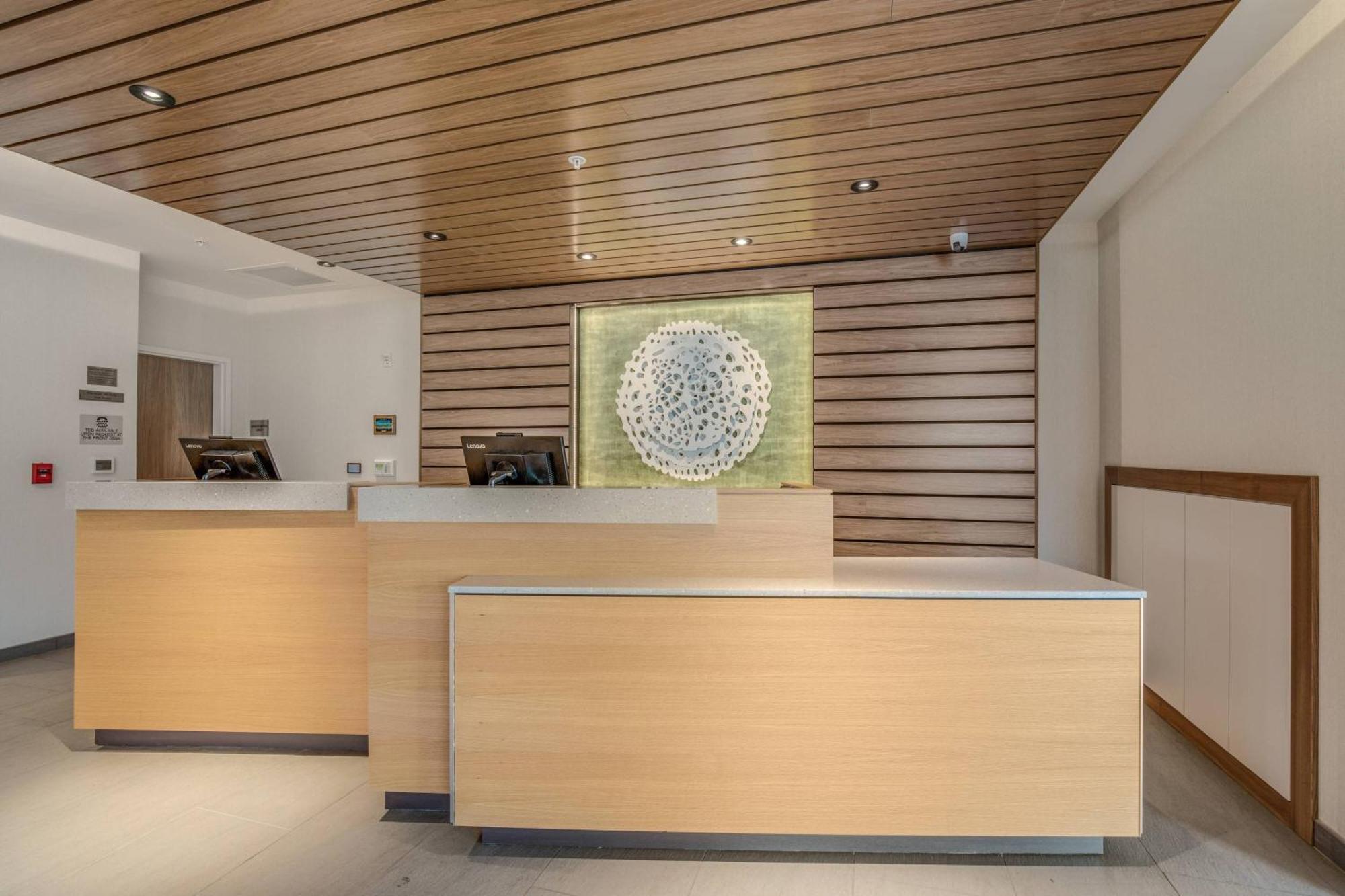 Fairfield Inn & Suites Whitewater Bagian luar foto